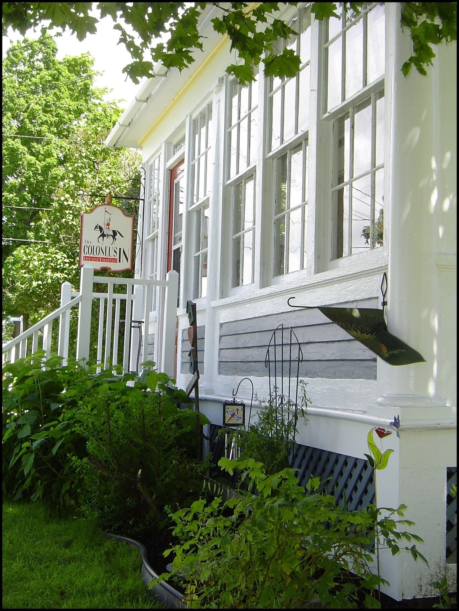 Vista Exterior The Colonel's In B&B