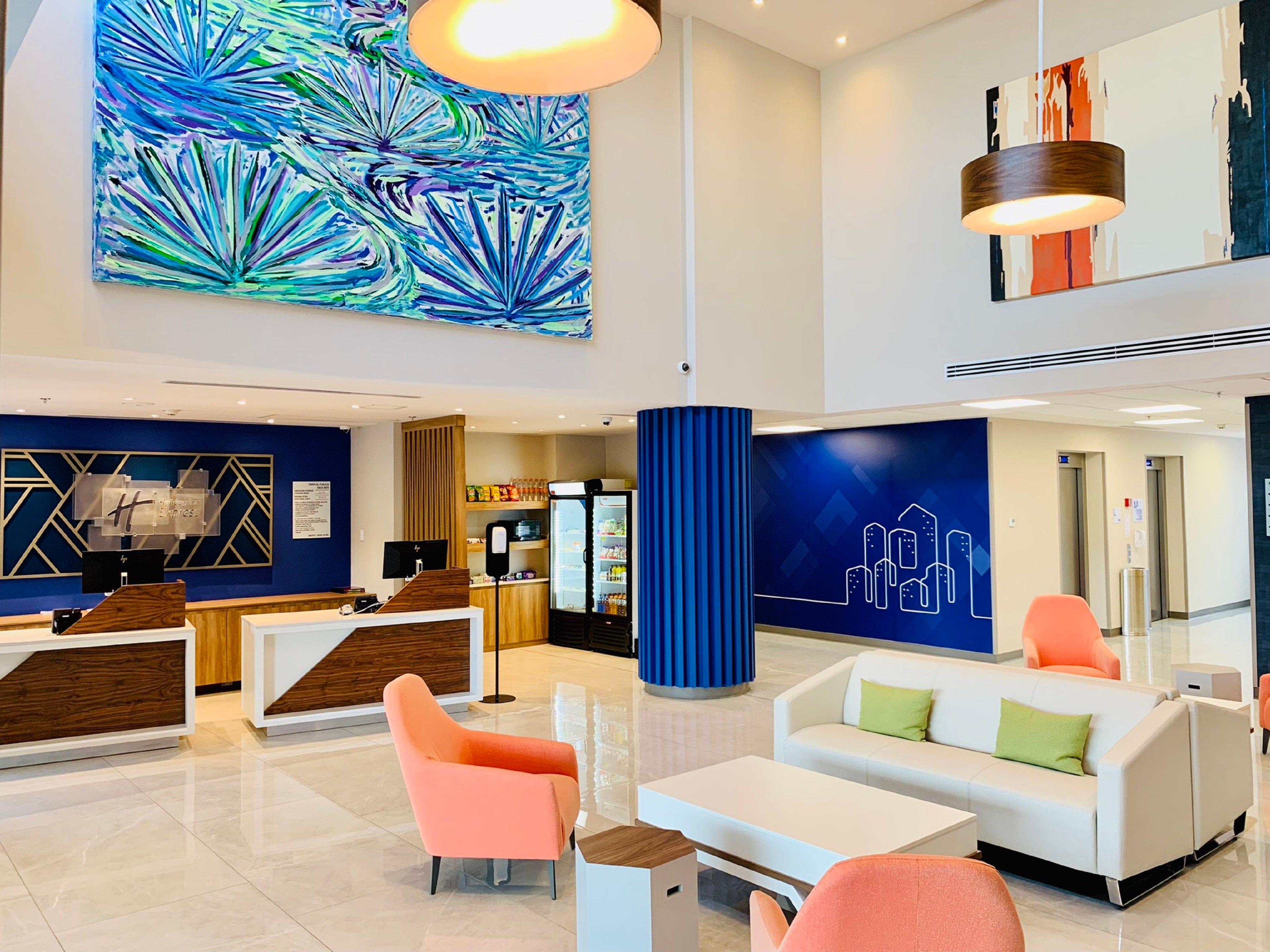 Vista Lobby Holiday Inn Express Guadalajara Vallarta Poniente