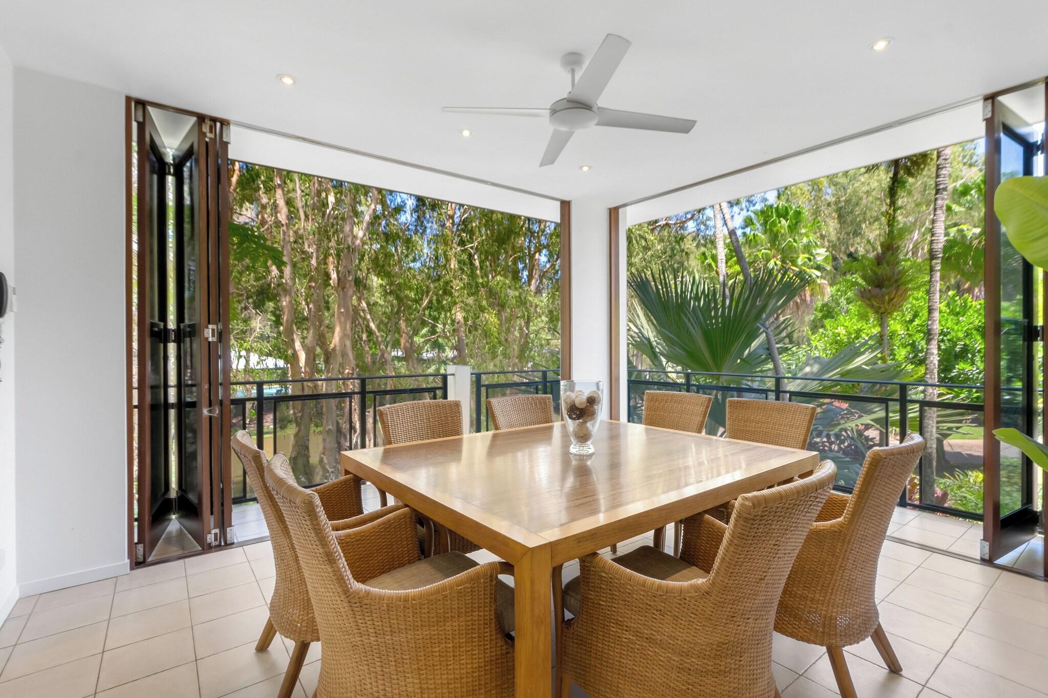 Restaurant Sanctuary Palm Cove