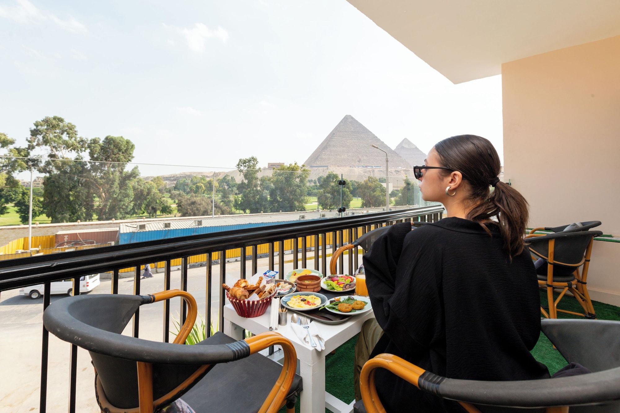 Restaurant Maria Pyramids House