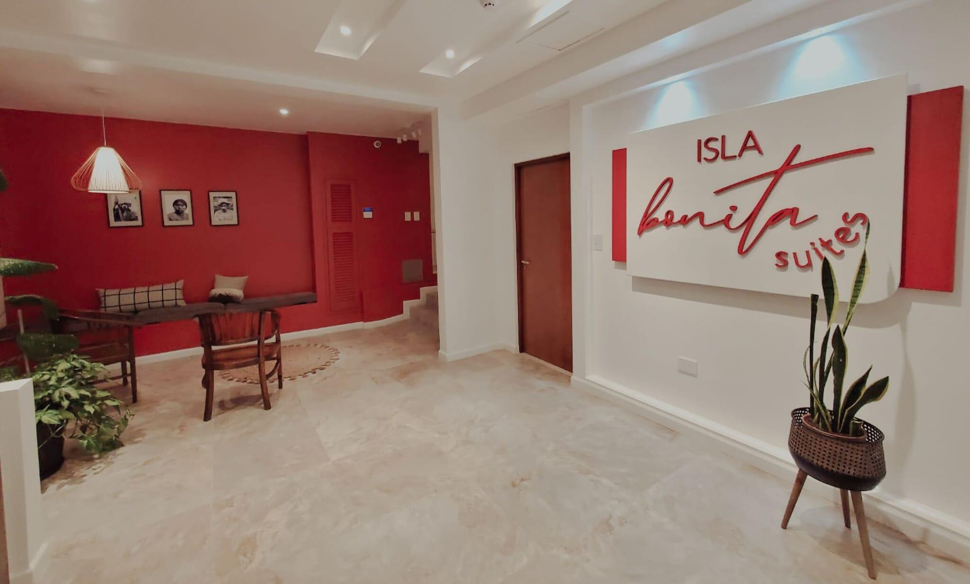 Vista Lobby Isla Bonita Suites