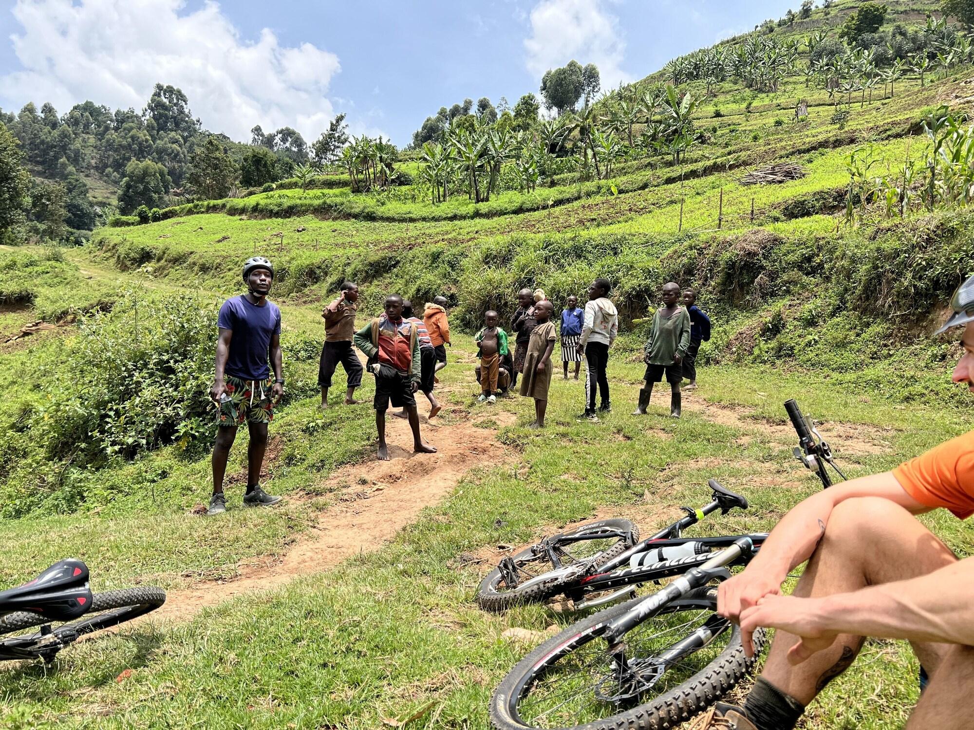 Gimnasio Kiho Gorilla Safari Lodge