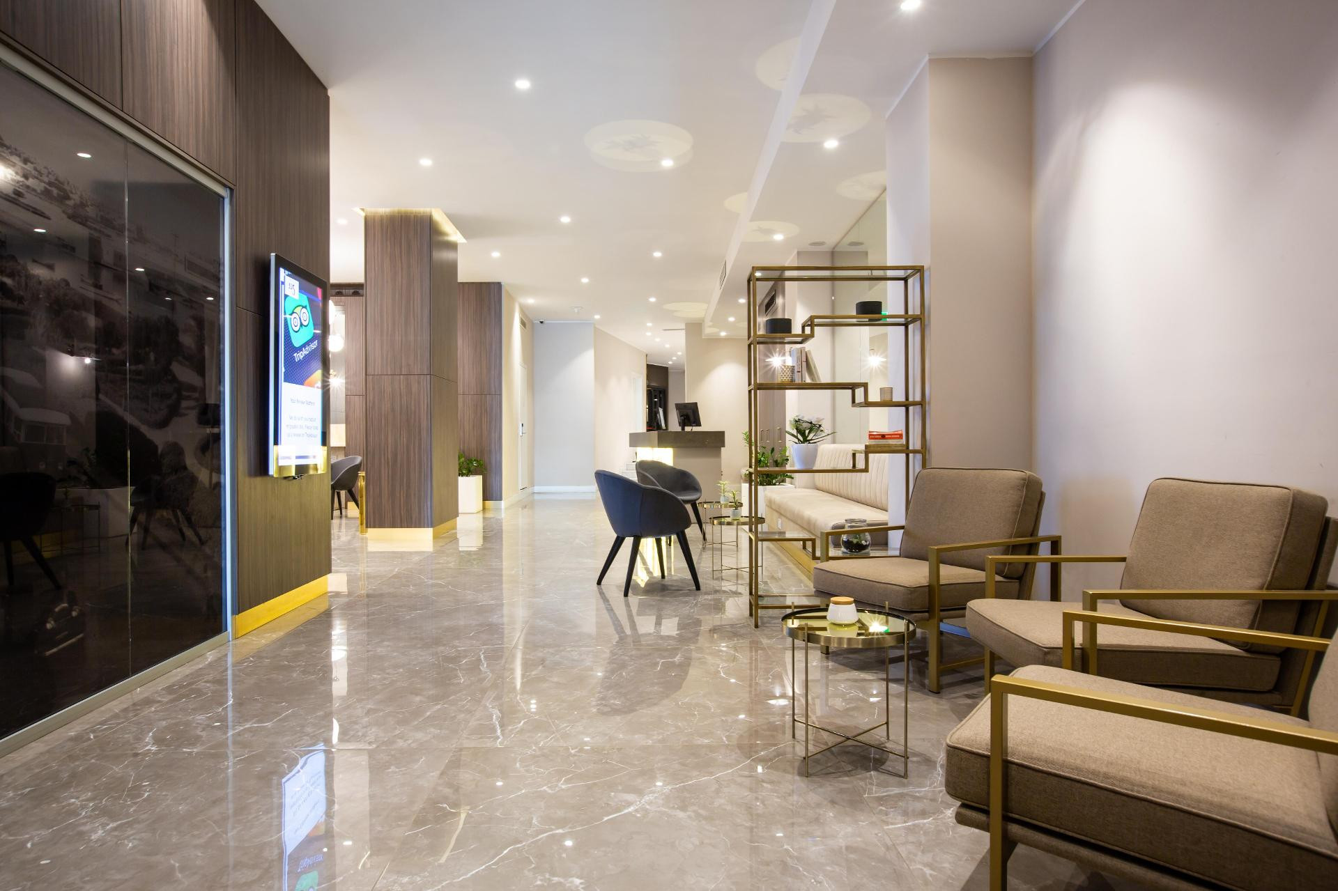 Vista Lobby Hotel 115 The Strand Hotel and Suites