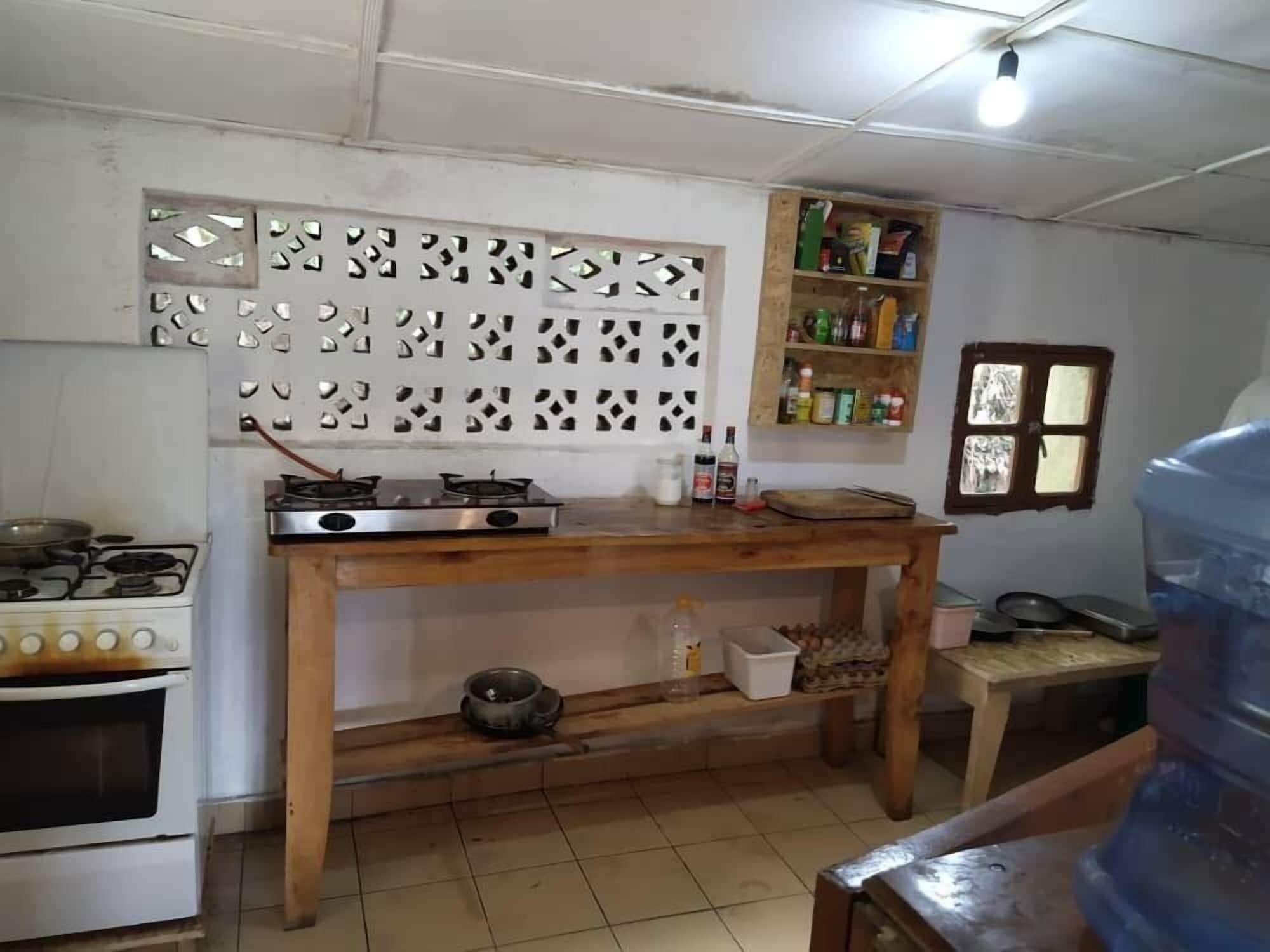 Equipamiento de Habitación Villa Gorilla