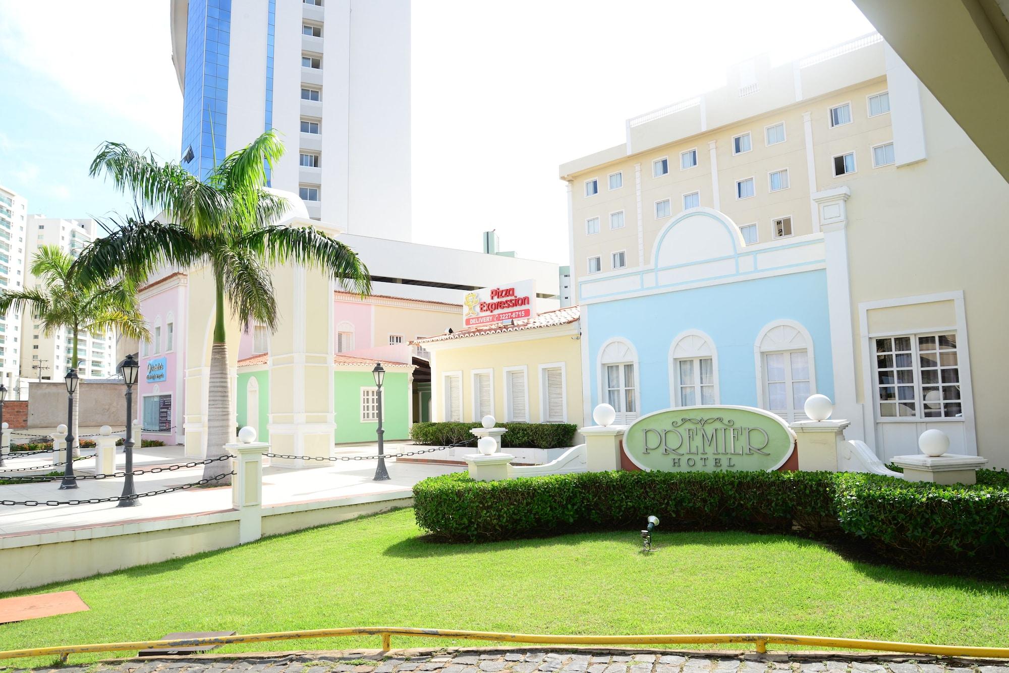 Varios Hotel Premier