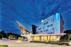 Alojamiento - Holiday Inn Express Milan - Malpensa Airport by IHG