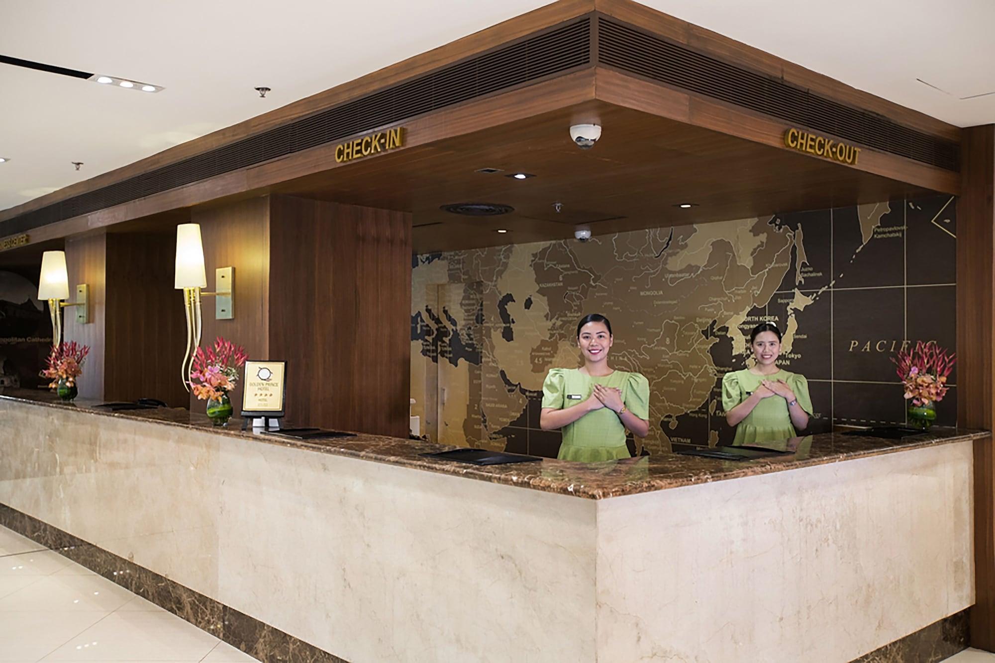 Vista Lobby Golden Prince Hotel and Suites