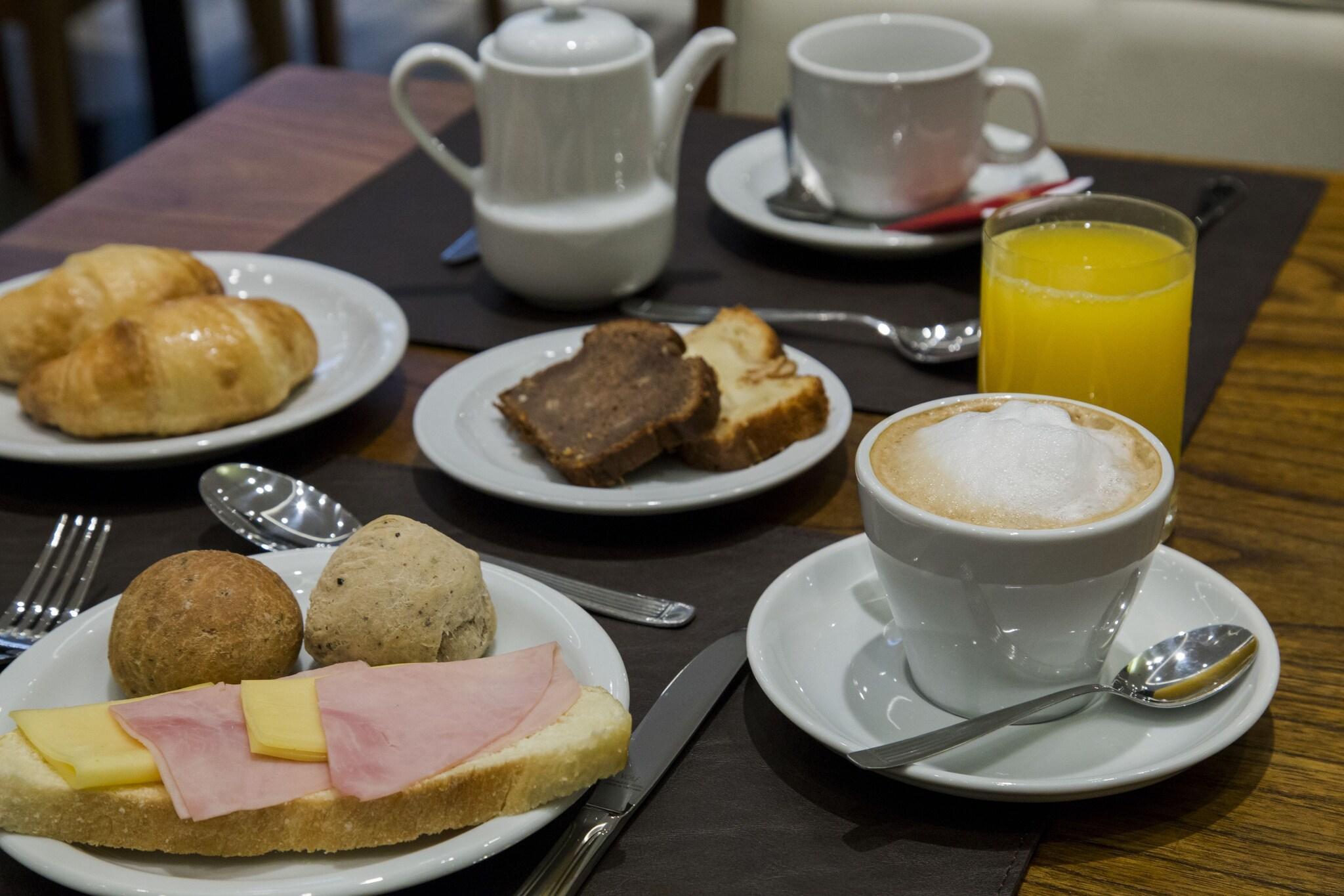 Restaurant Hotel Land Plaza La Plata