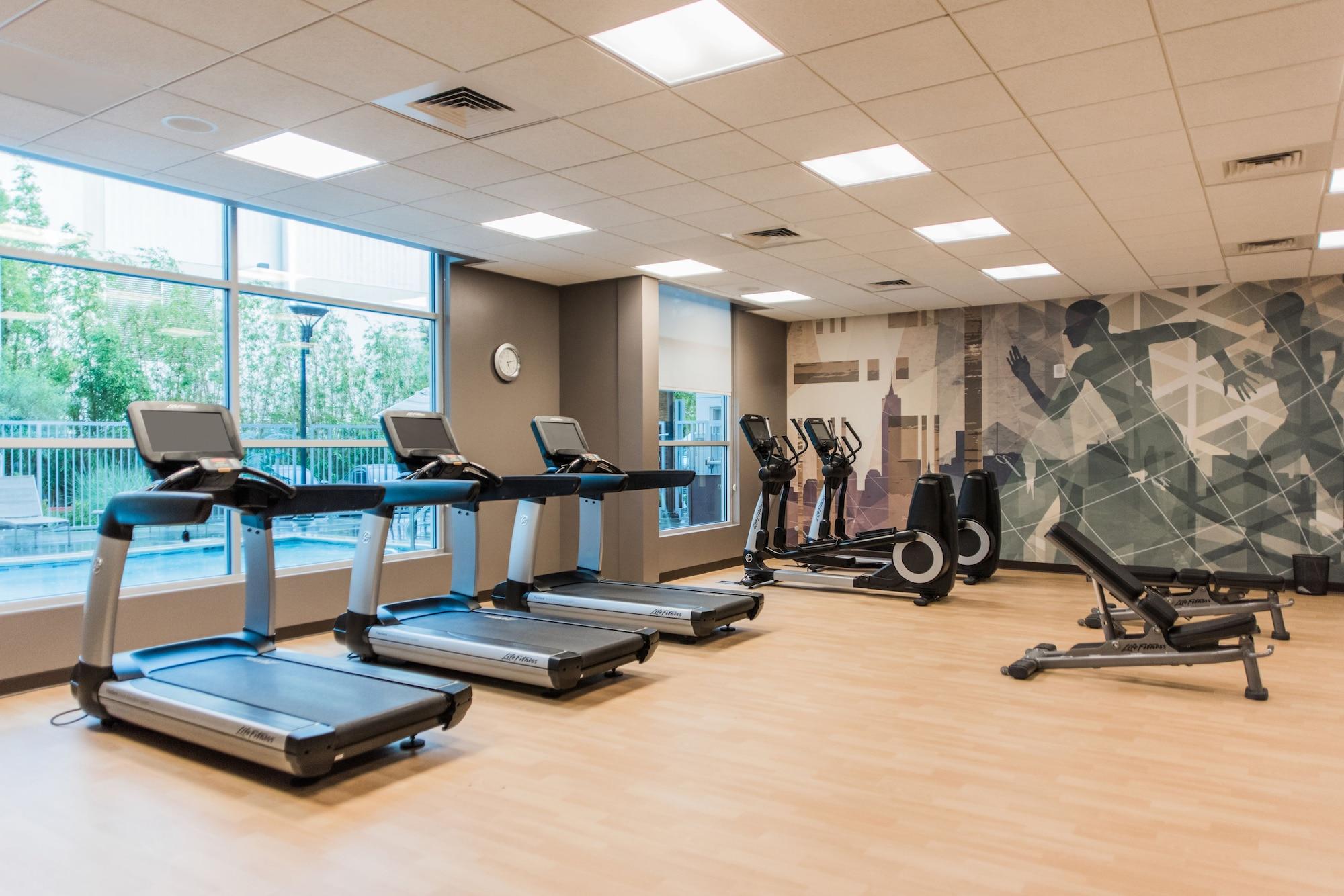 Gimnasio HYATT house Cypress/Anaheim