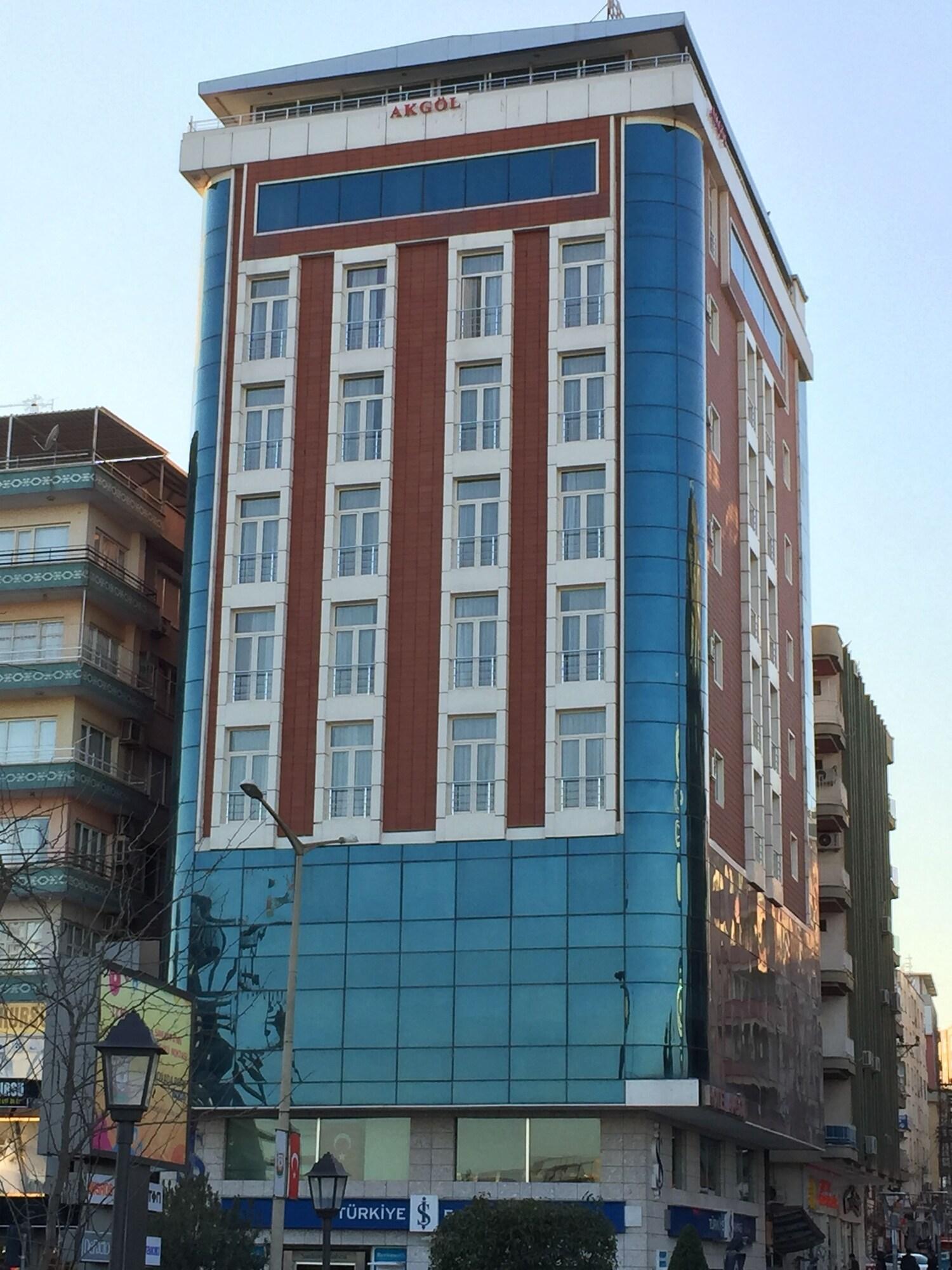 Varios Akgol Hotel