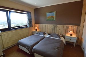 Alquiler Vacacional - Superb House for Family Group with Swimming Pool, Sauna, Hot Tub, Billiards