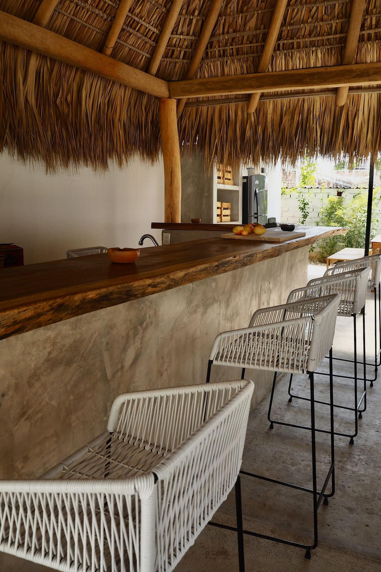 Bar/Salón Colorada House - Hostel