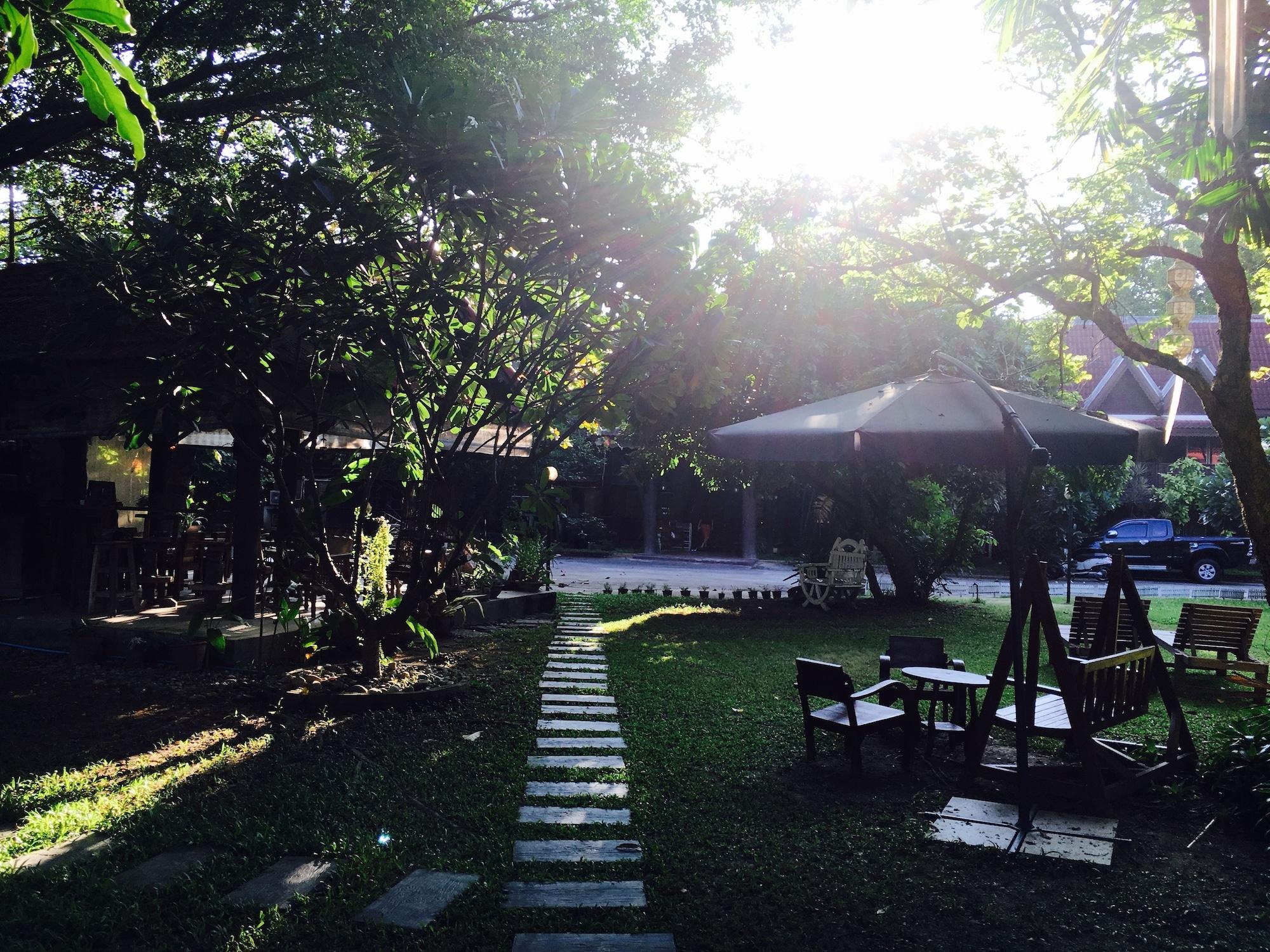Vista Exterior Baan Thai Resort