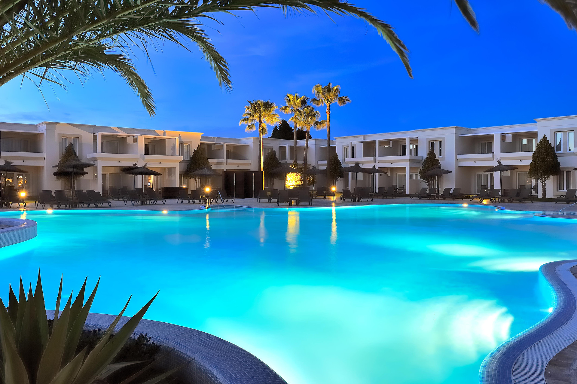 Vista Exterior Vincci Resort Costa Golf
