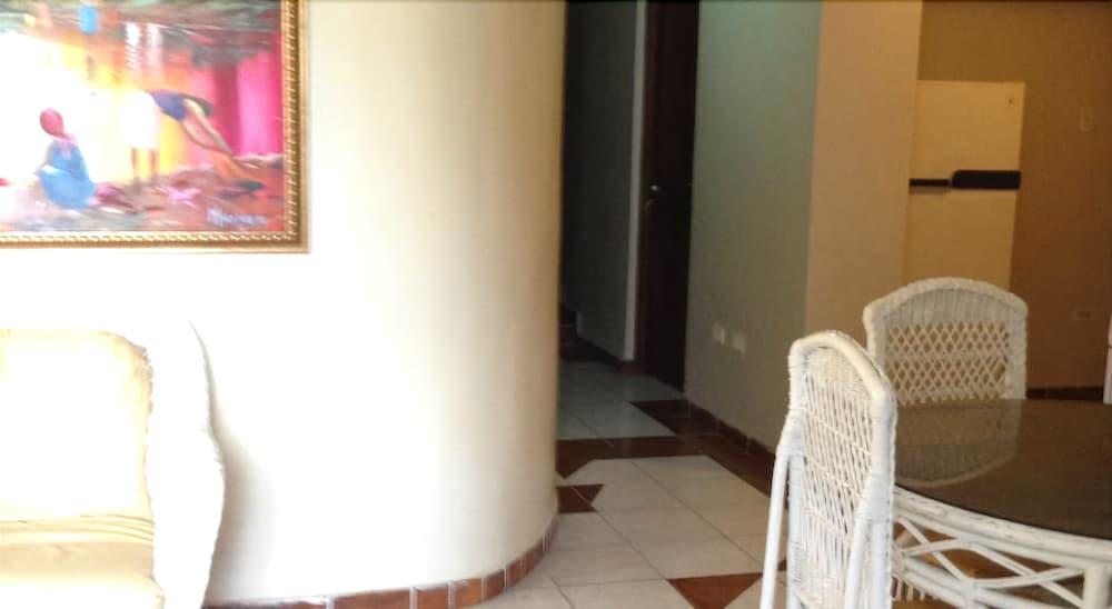 Vista Lobby Hostal Plaza Yu