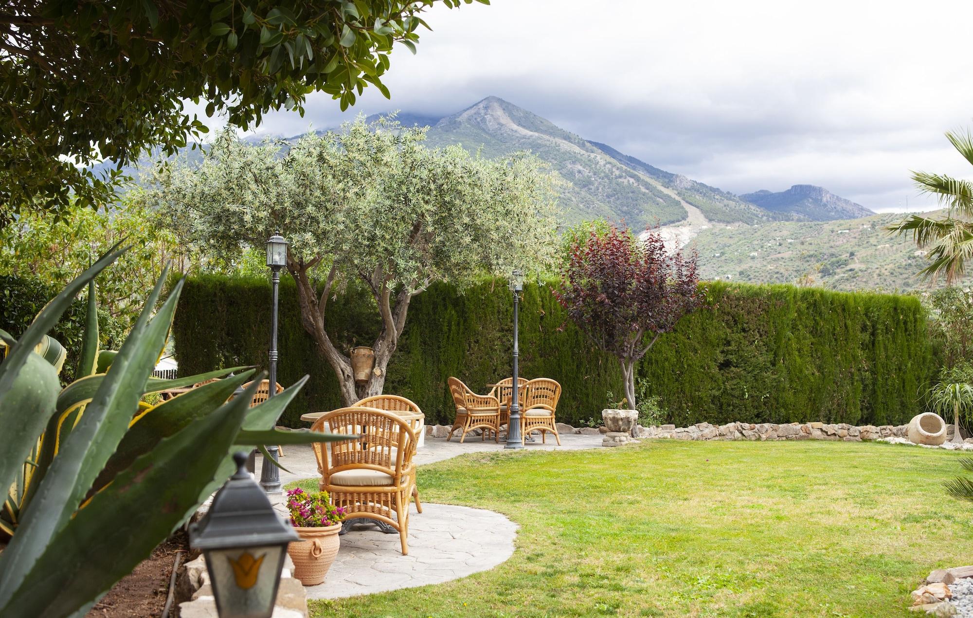 Vista Exterior Hotel Cortijo de Salia