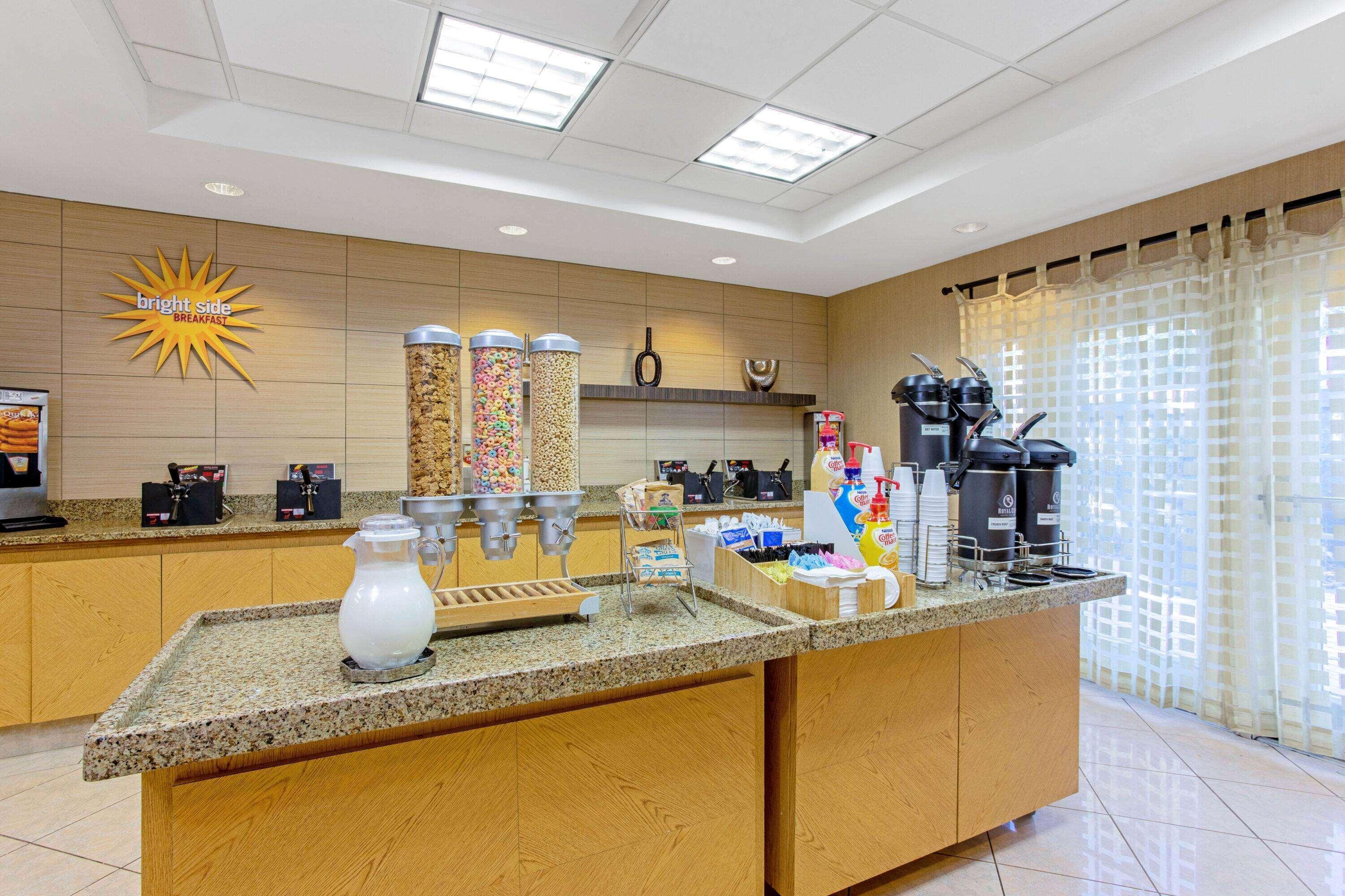 Restaurant La Quinta Inn & Suites by Wyndham Orlando I Drive/Conv Ctr