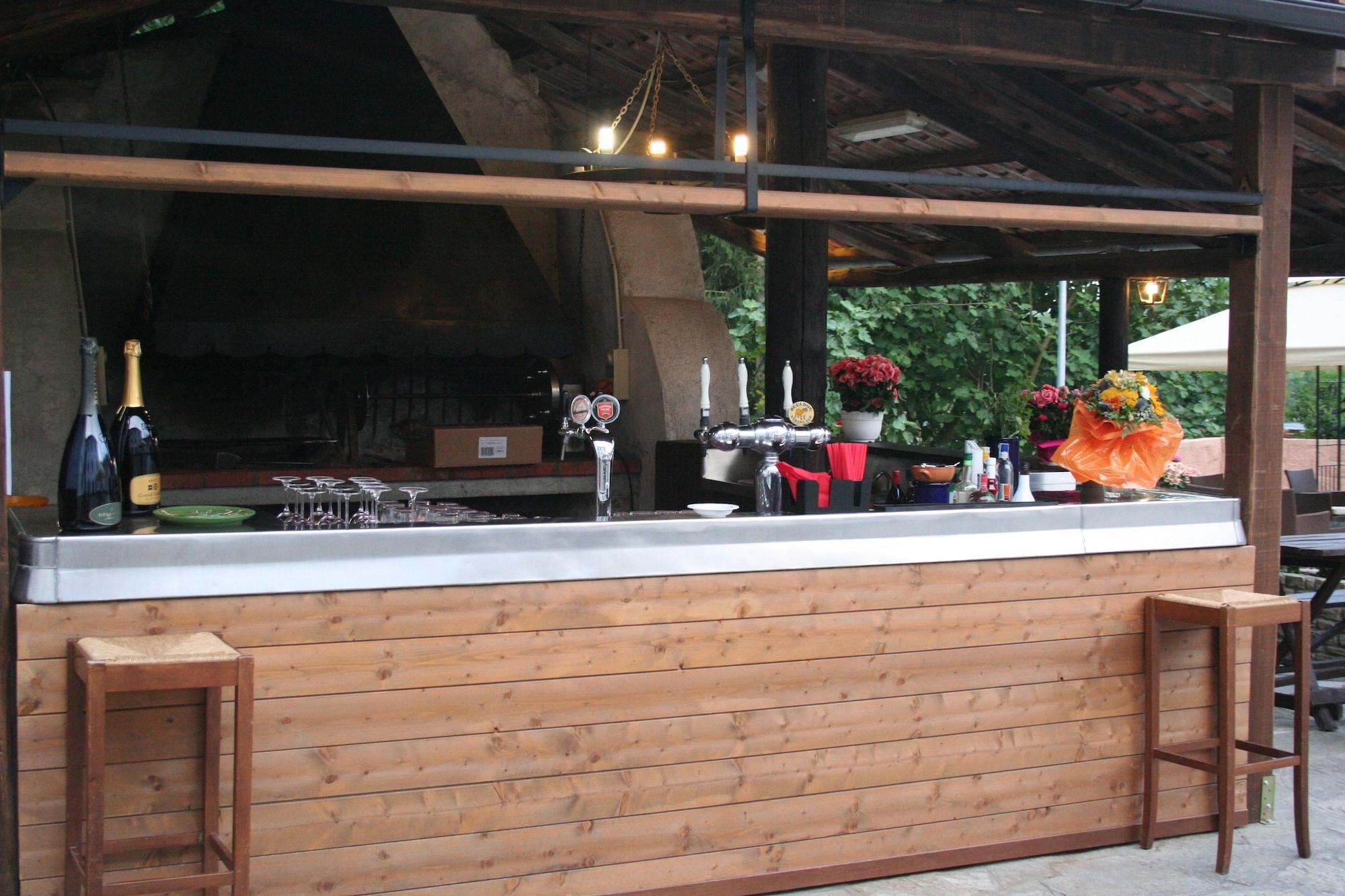 Bar/Salón Cascina del Vai