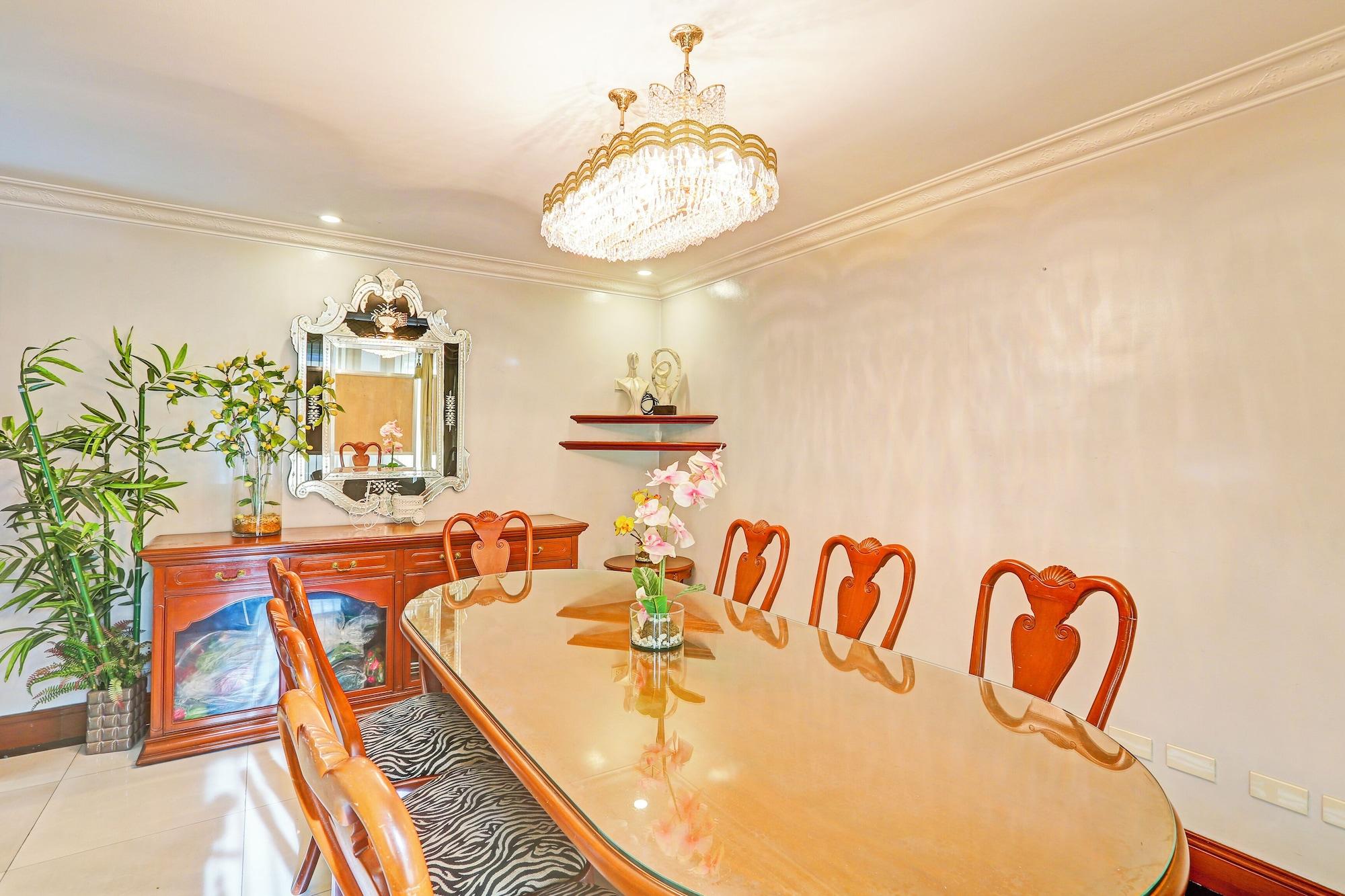 Sala de Reuniones Townhouse Oak VIP Suites