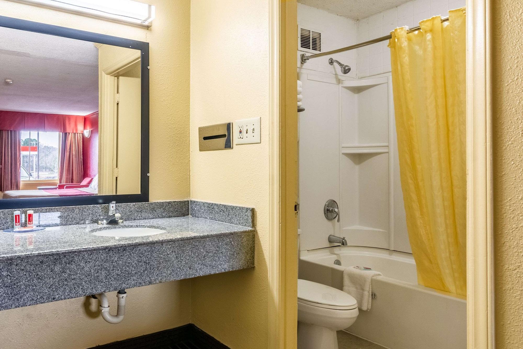 Equipamiento de Habitación Econo Lodge Charlotte Airport Area