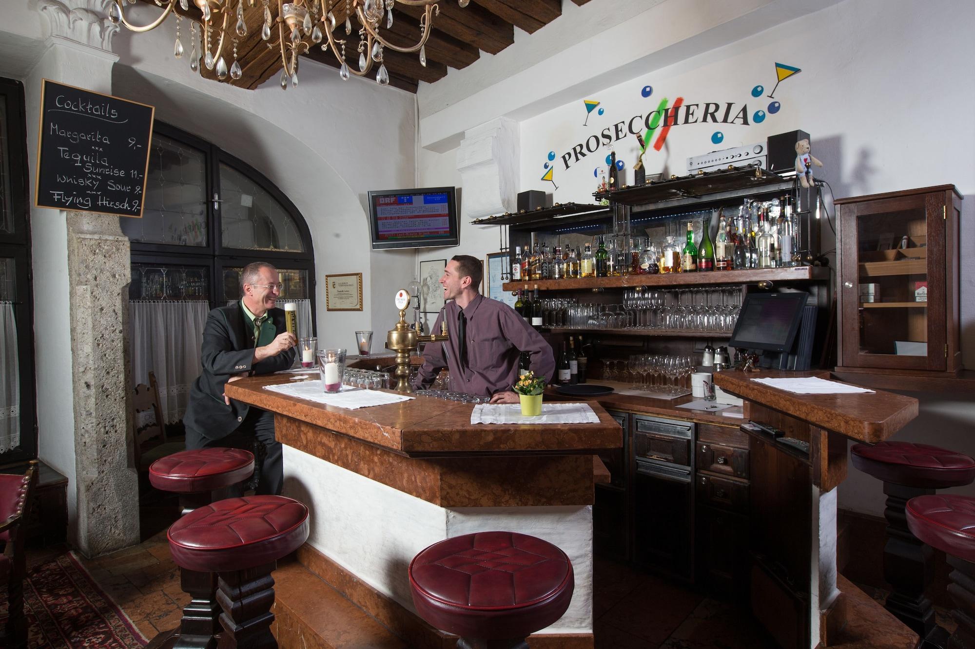Bar/Salón Altstadt Hotel Stadtkrug