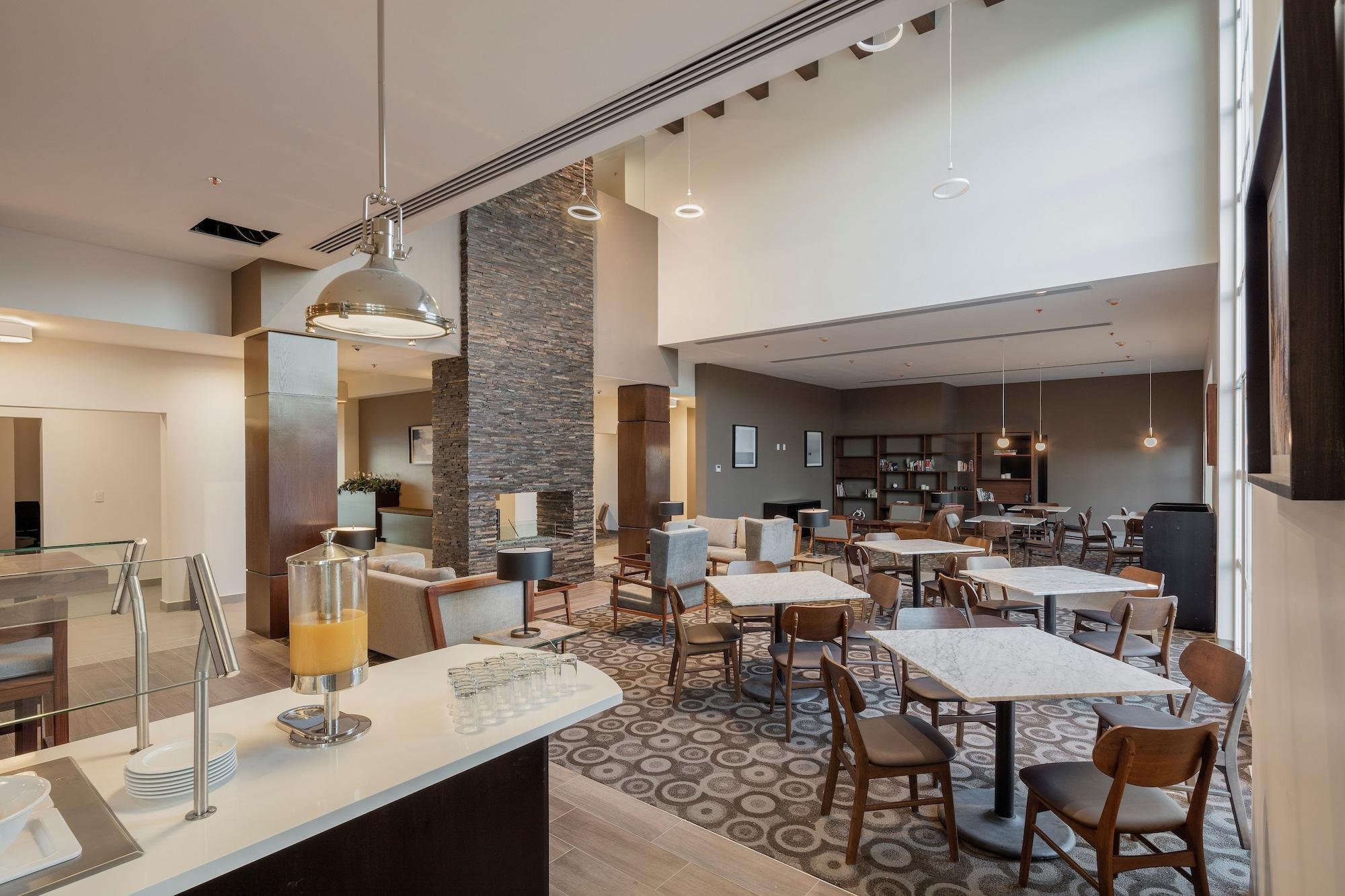 Restaurant Staybridge Suites Saltillo by IHG