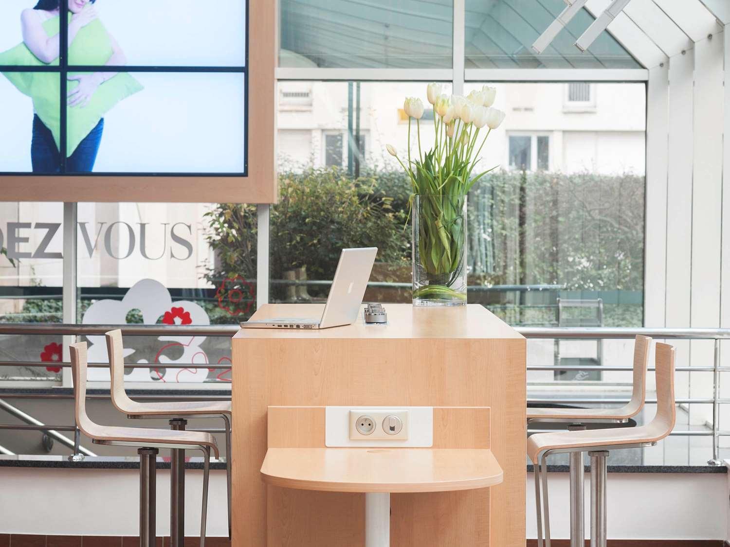 Hotel ibis Paris 17 Clichy-Batignolles - formerly Berthier