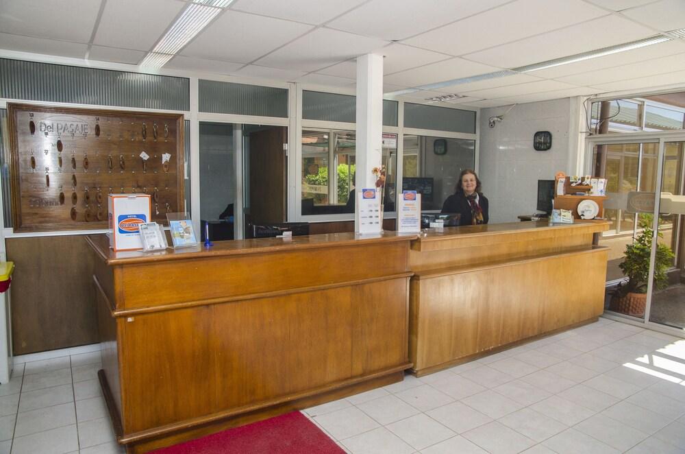 Vista Lobby Hotel Del Pasaje