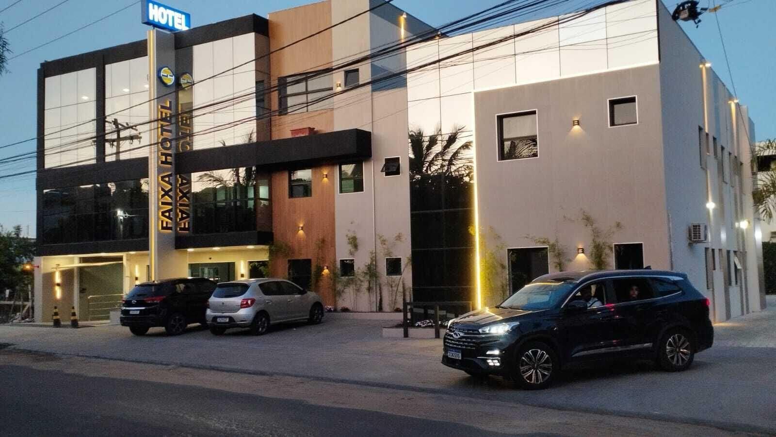 Vista Exterior Faixa Hotel