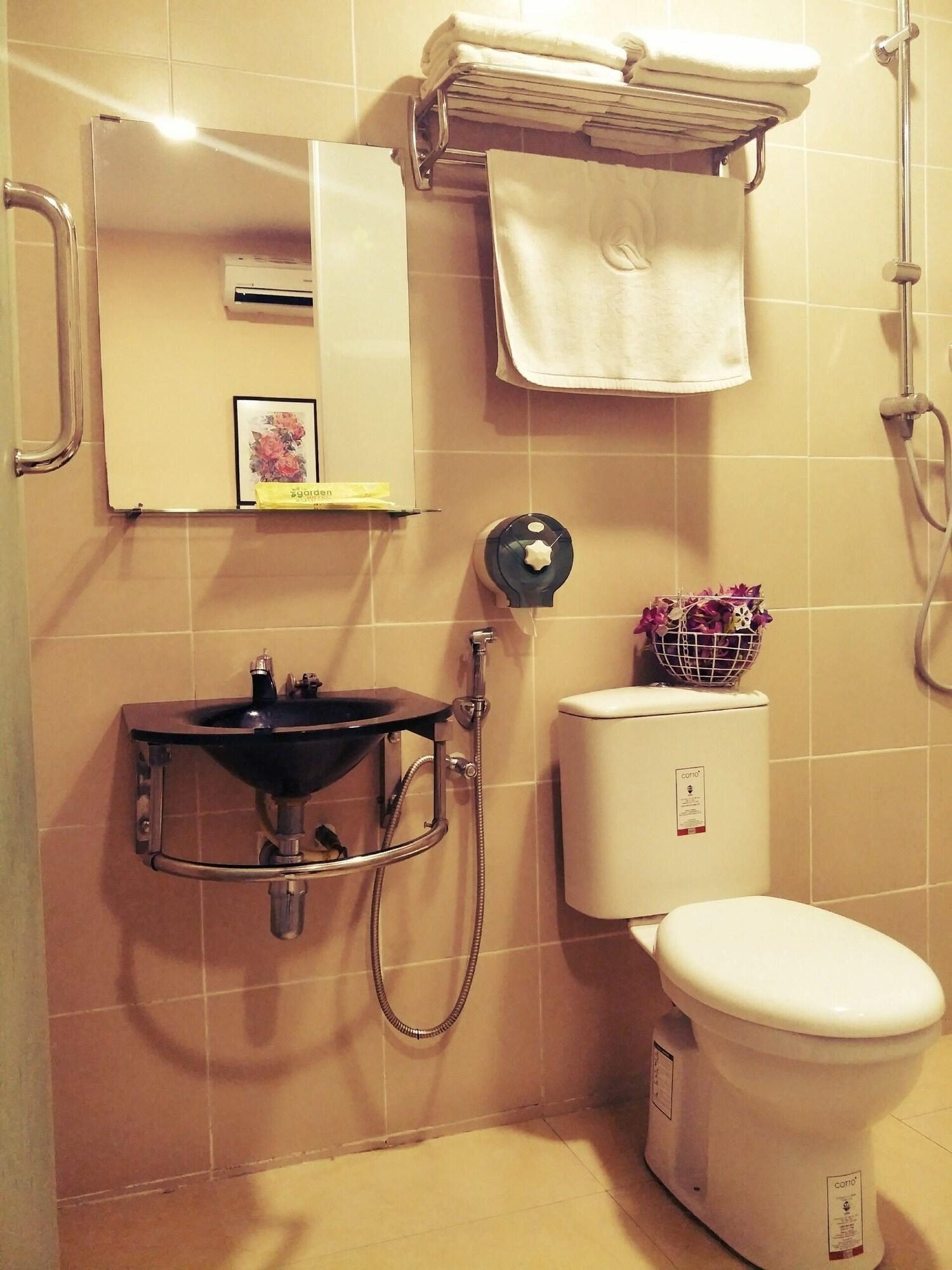 Equipamiento de Habitación Le Garden Hotel