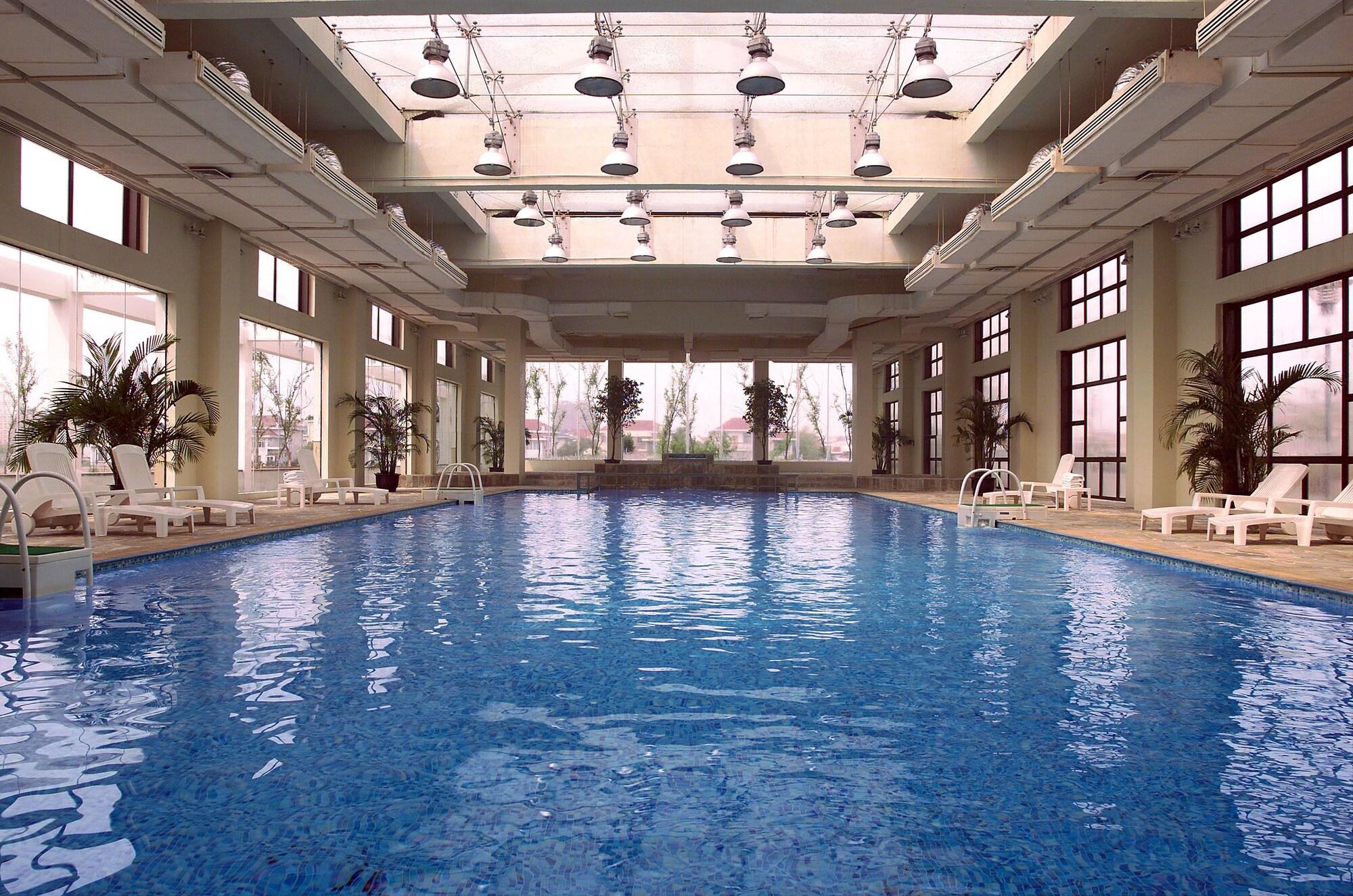 Vista Piscina Jinling Resort Nanjing