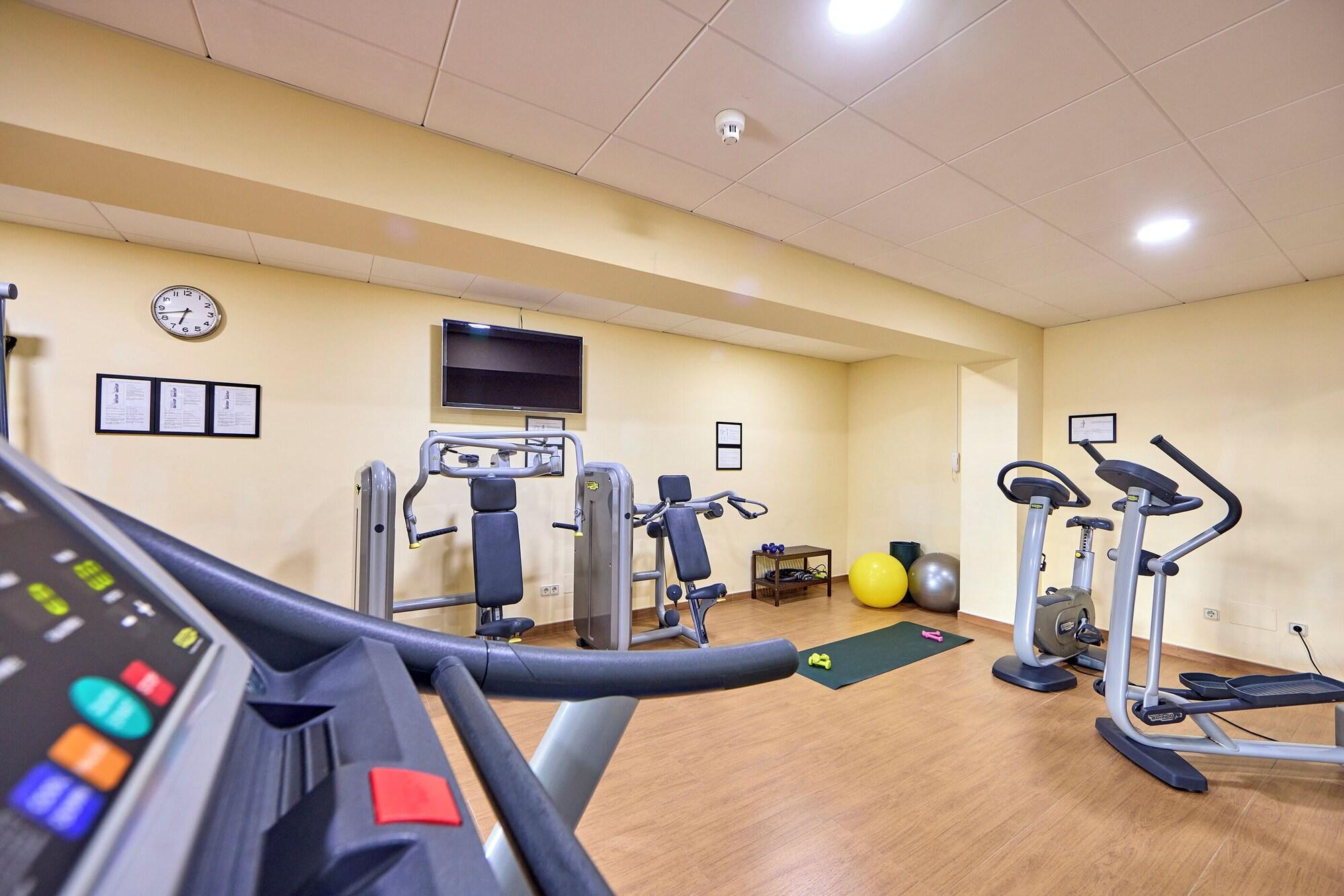Gimnasio Universal Hotel Neptuno - Adults Only