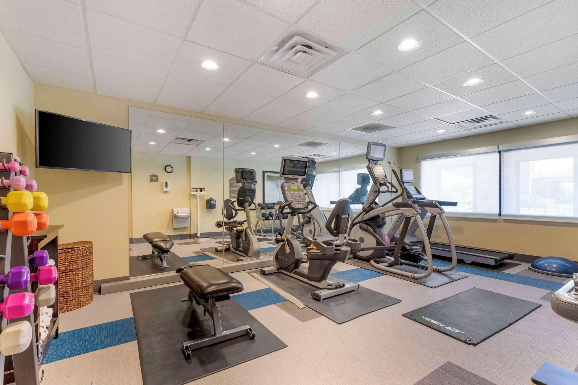 Gimnasio Comfort Inn & Suites Chestertown