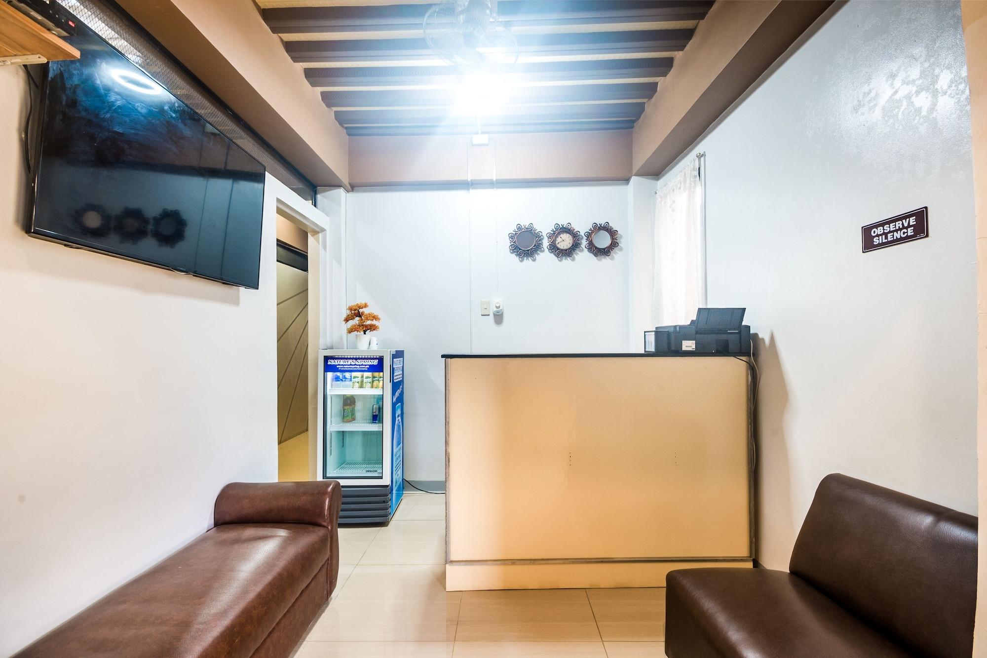 Vista Lobby OYO 569 Alt Complex