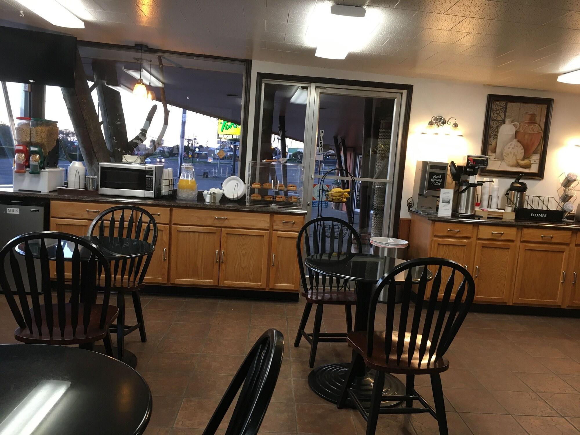 Restaurant North Coast Inn
