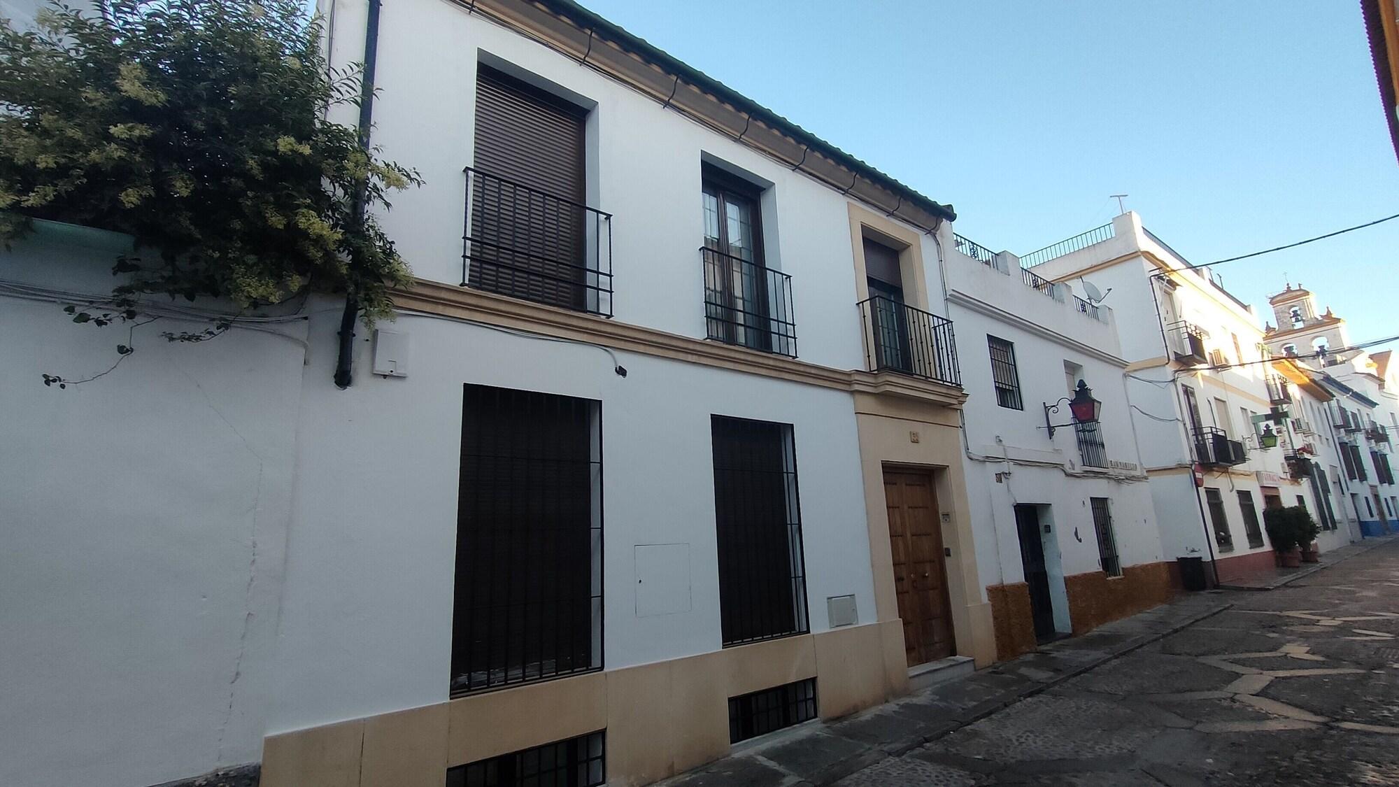 Vista Exterior Mira San Basilio