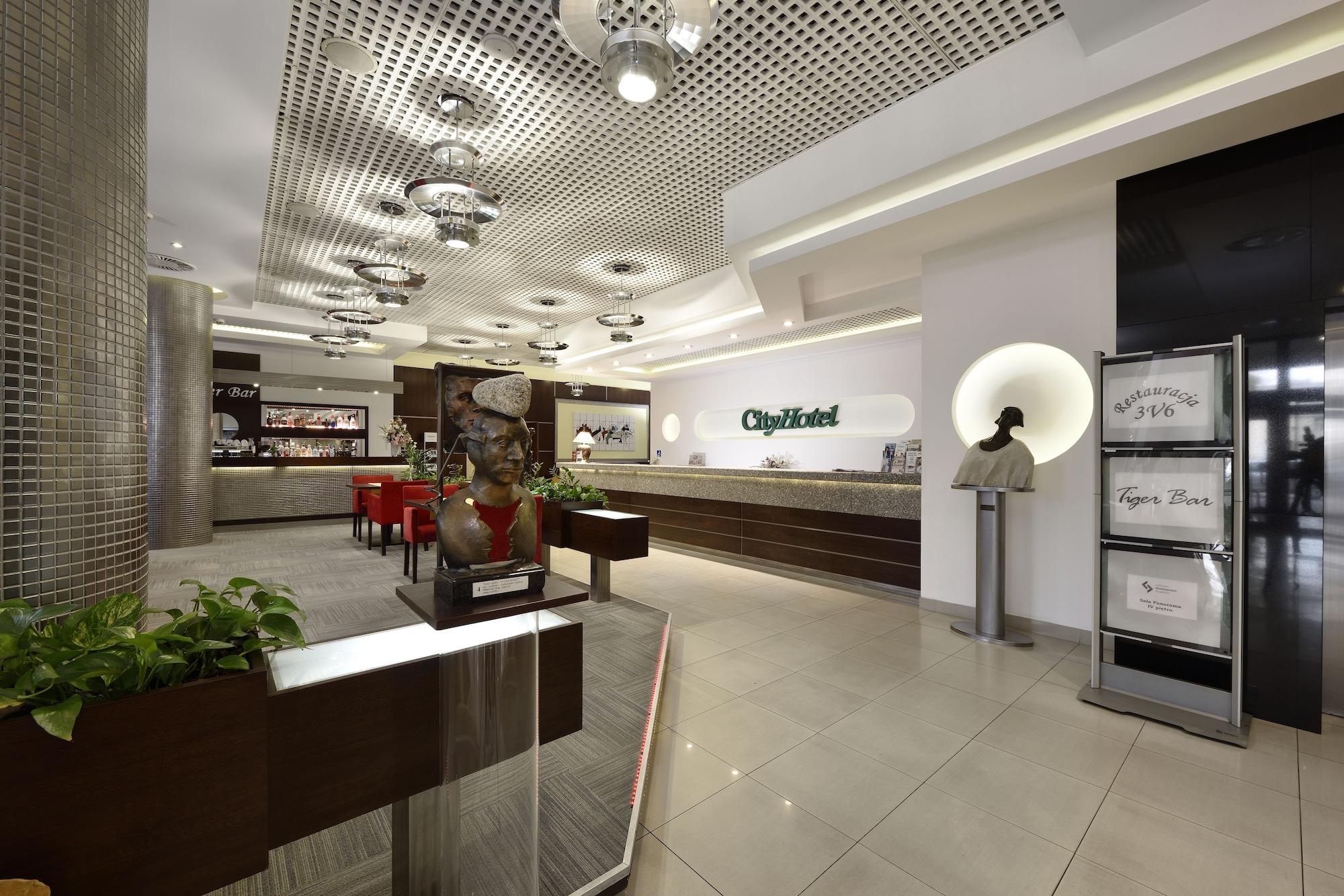 Vista Lobby City Hotel