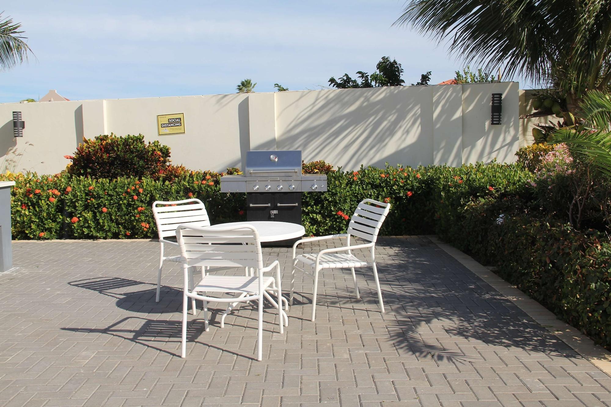 Hotel Arubas Life Vacation Residences BW Signature