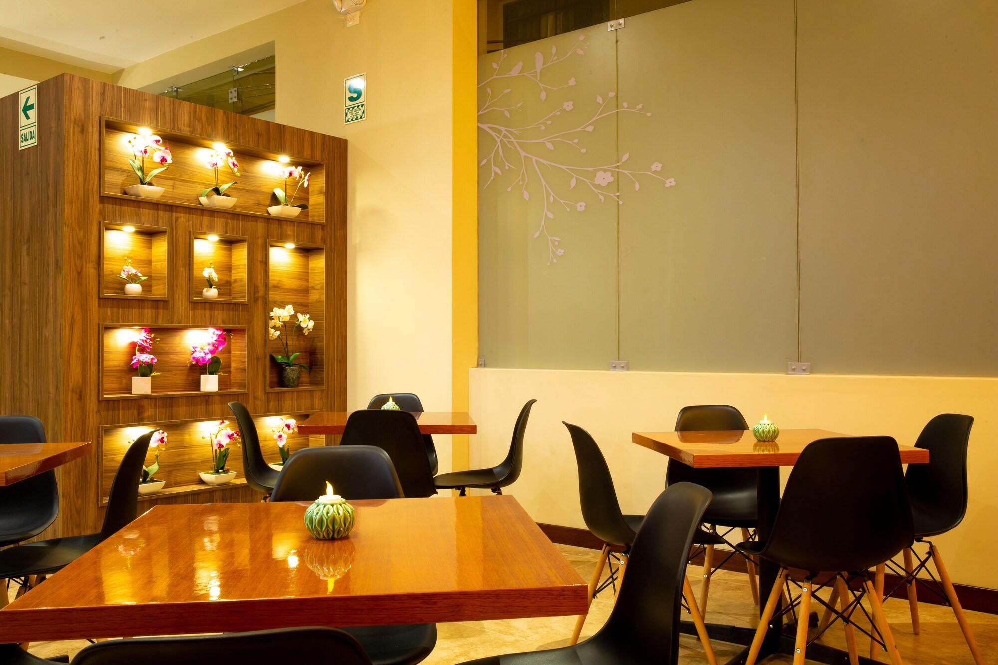 Restaurant CORDILLERA HOTEL