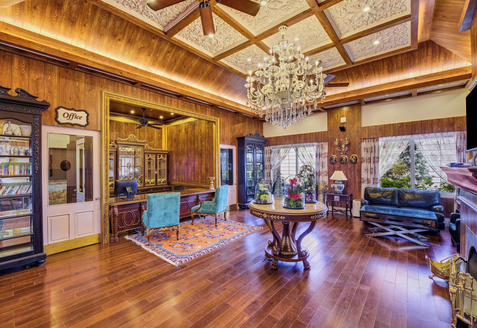 Vista Lobby MAYFAIR Himalayan Spa Resort