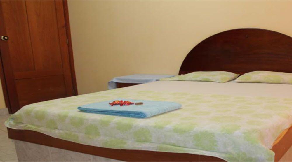 Varios Hotel la Frontera - Hostel