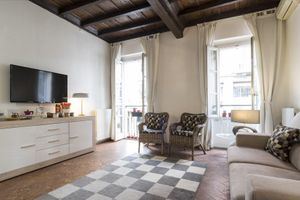 Alquiler Vacacional - Ancient Nest, a luxury one-bedroom apartment in the center of Milan