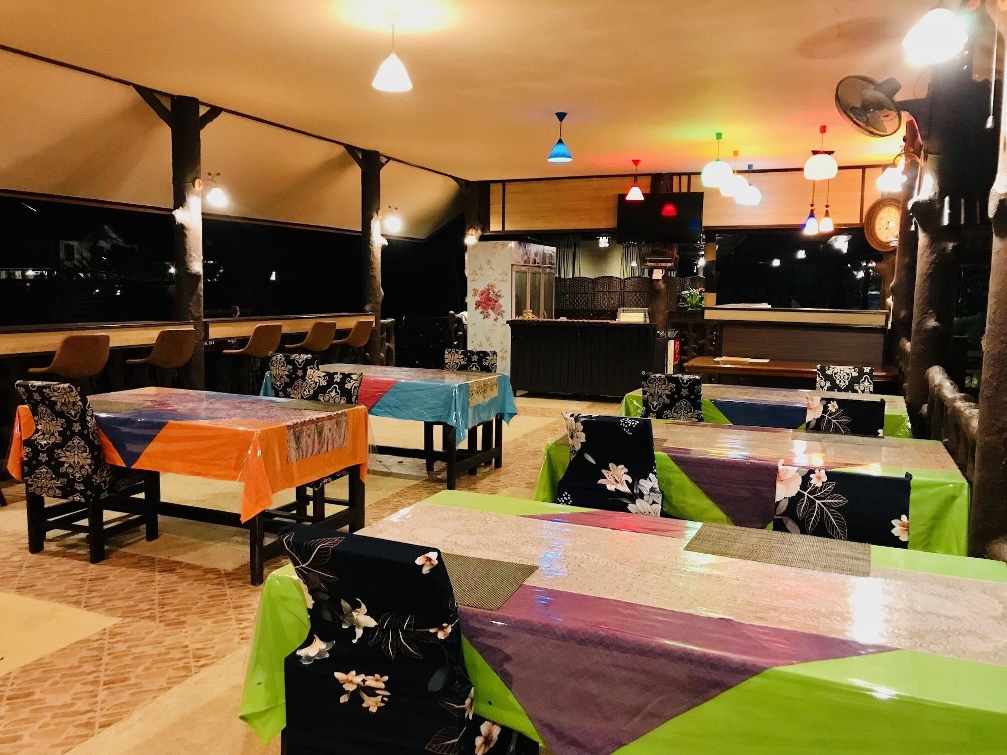 Restaurant Khao Sok River Lodge Hotel