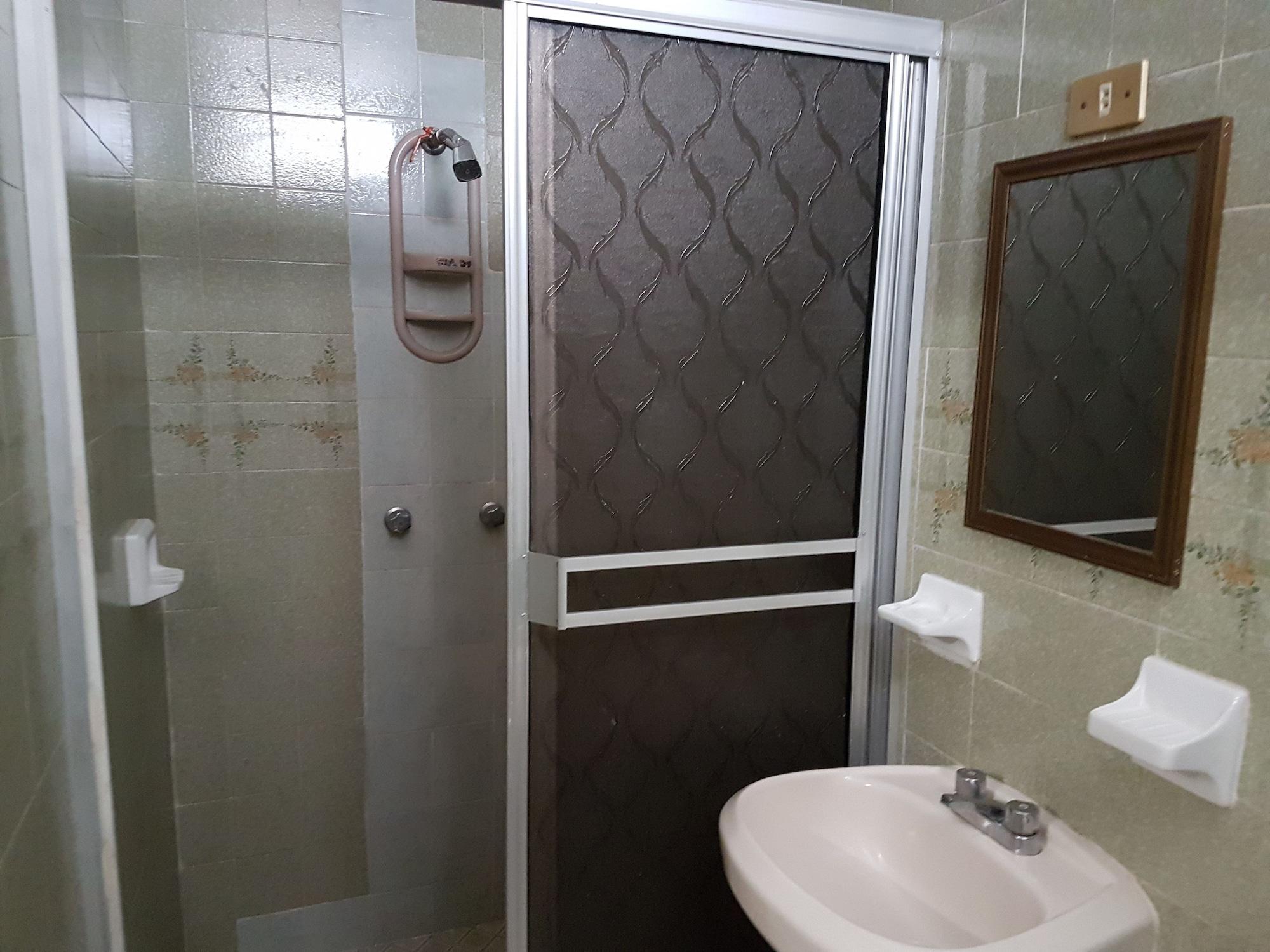 Equipamiento de Habitación Hotel Romo