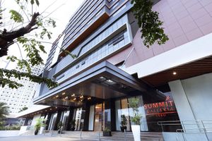 Alojamiento - Summit Galleria Cebu