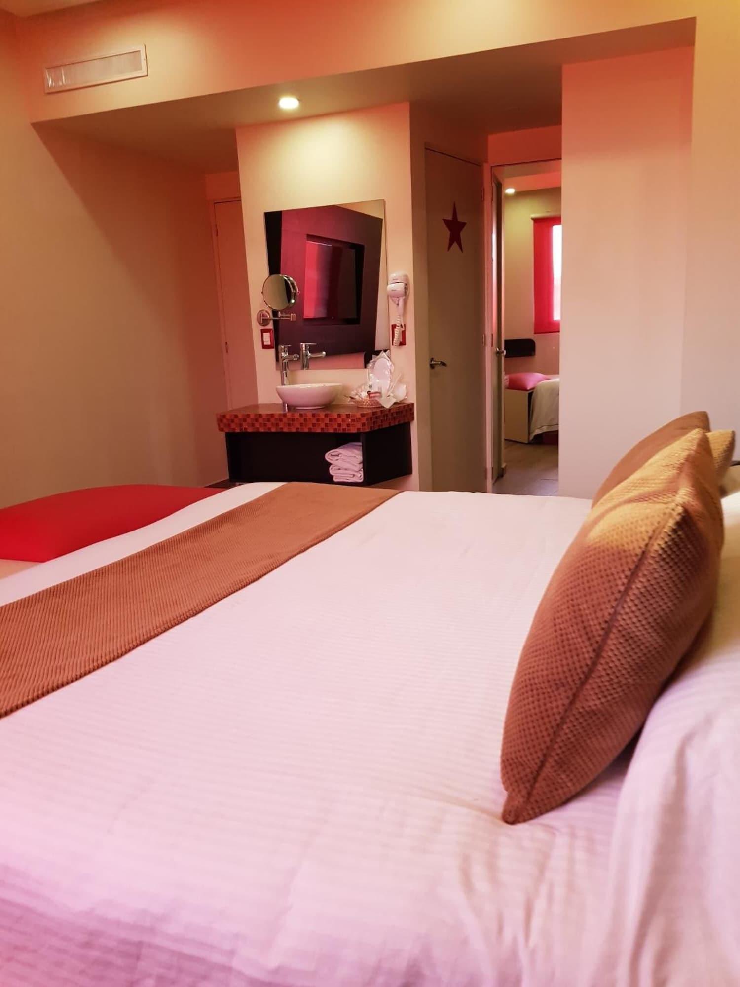 Varios Hotel Hollywood
