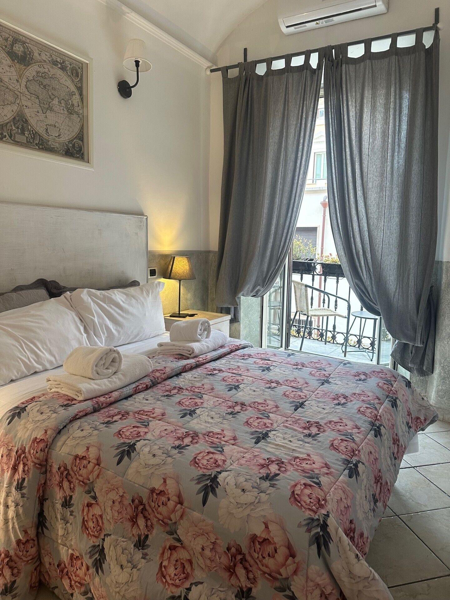 Varios Guest House Maison Indipendenza