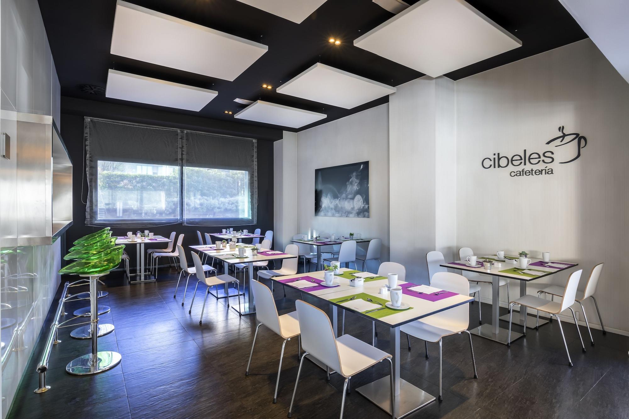 Bar/Salón Hotel Zentral Castellana Norte