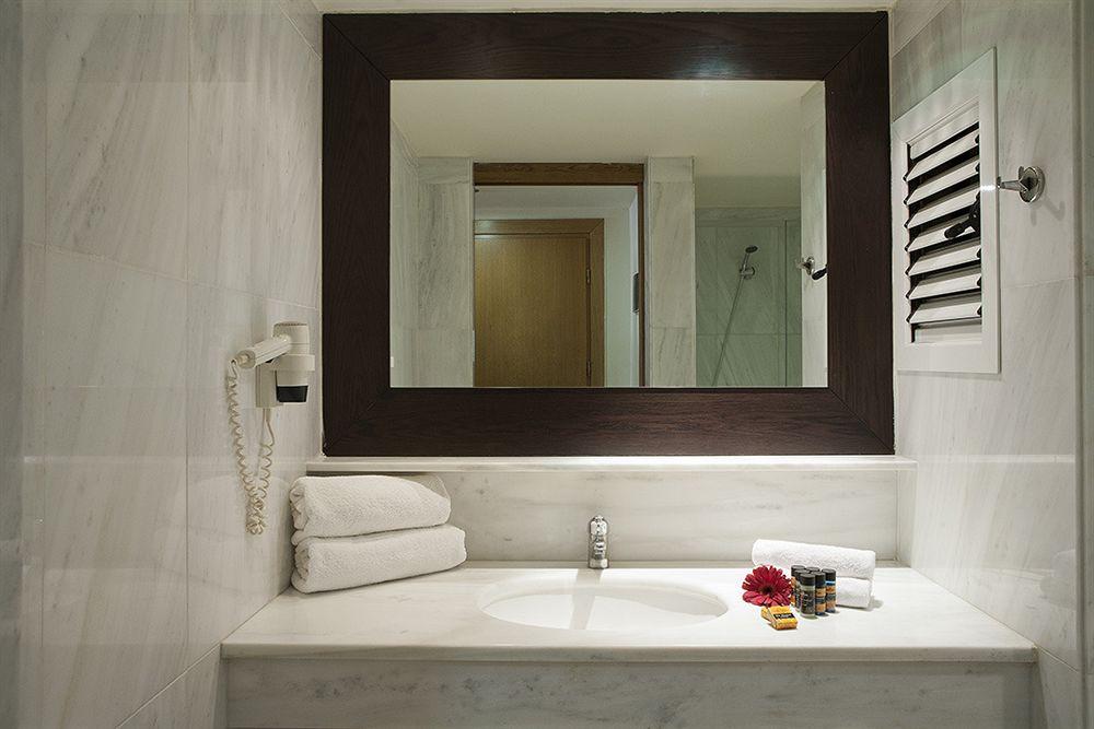 Set de Habitación Hermes Hotel