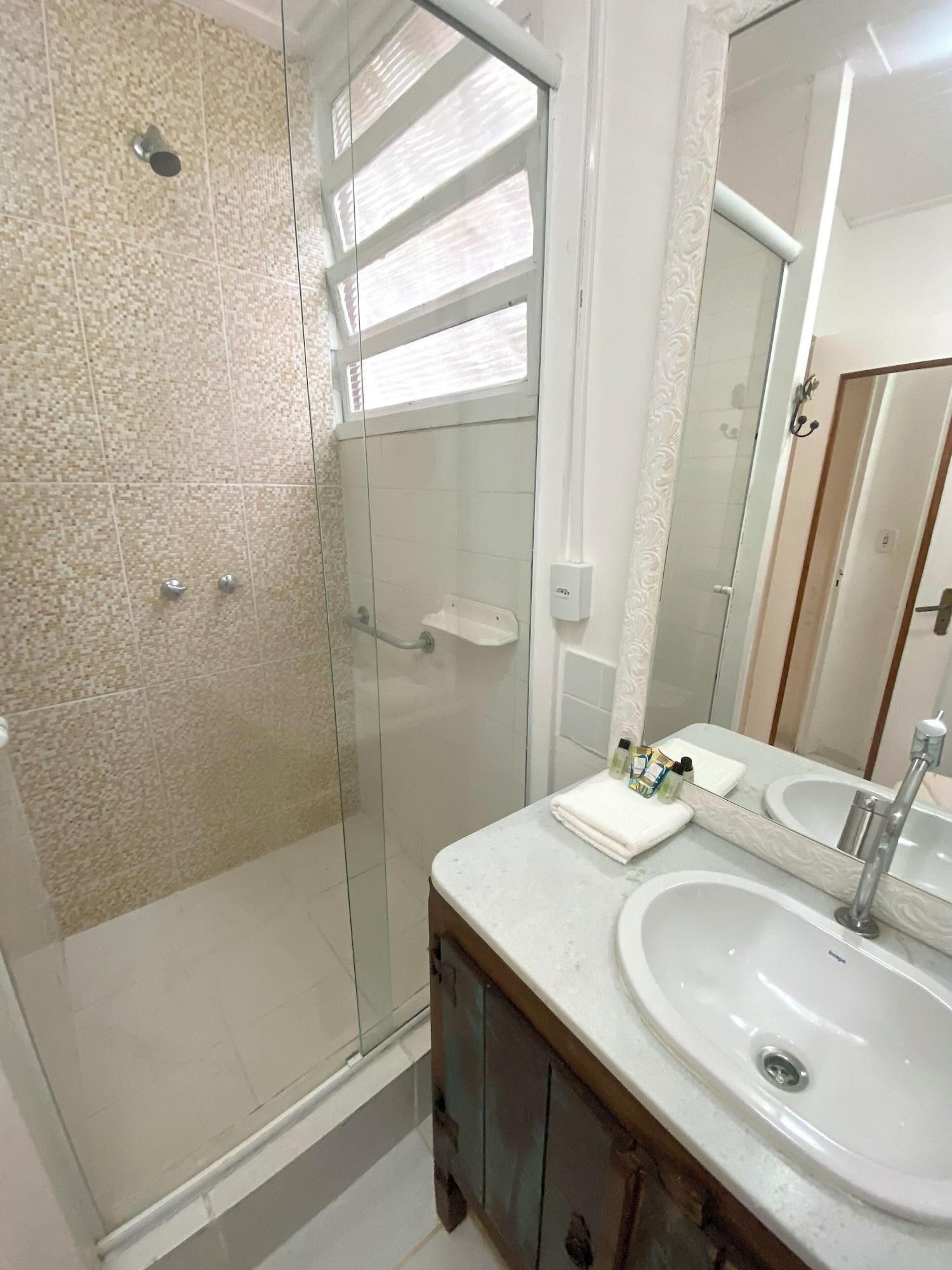Equipamiento de Habitación Paraiso Geriba